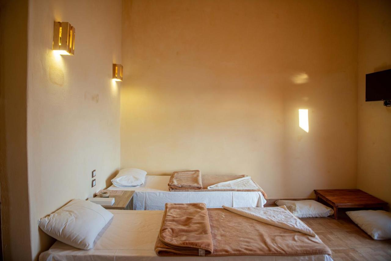 Taghaghien Island Resort Siwa Oasis Exterior photo